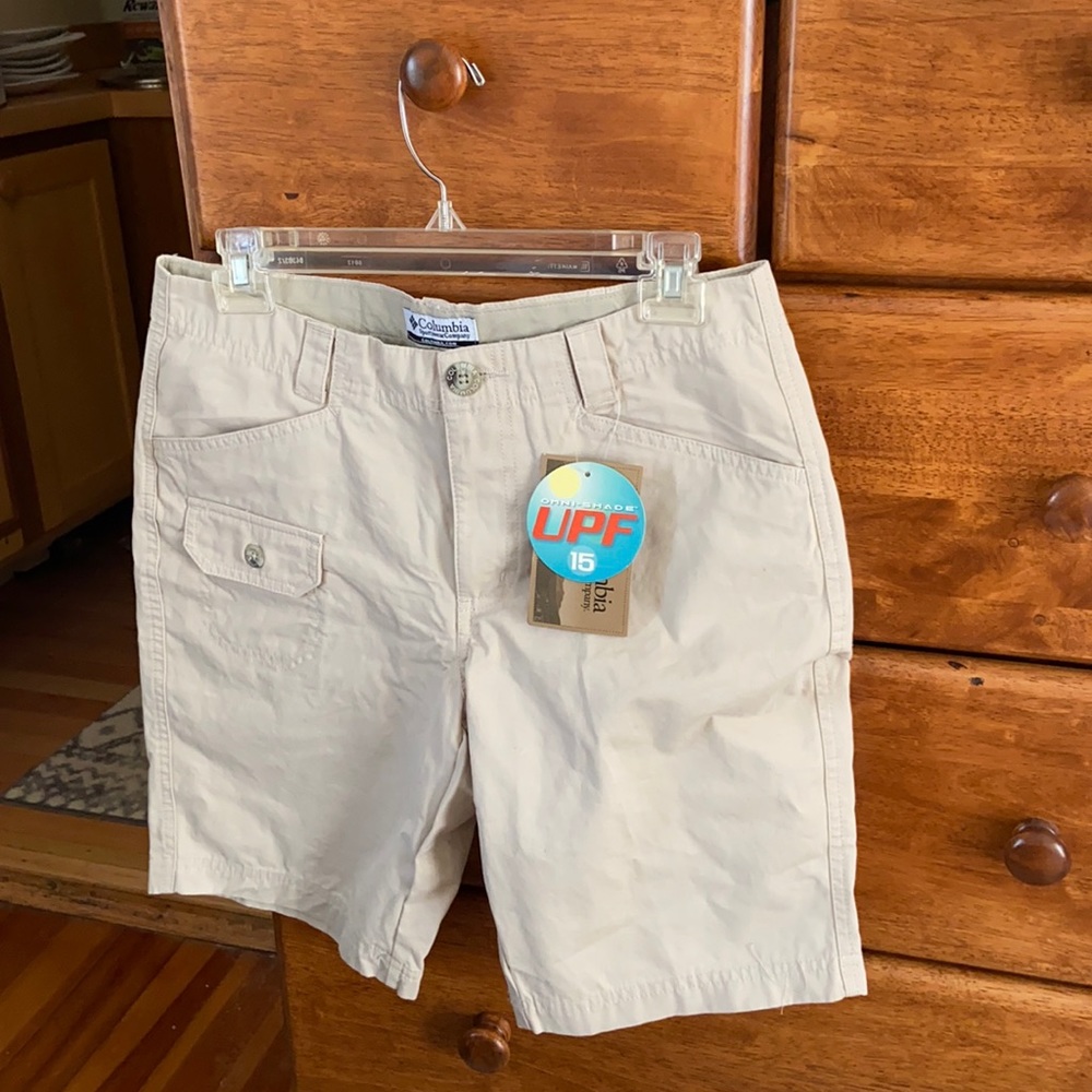 Columbia hiking shorts NWT